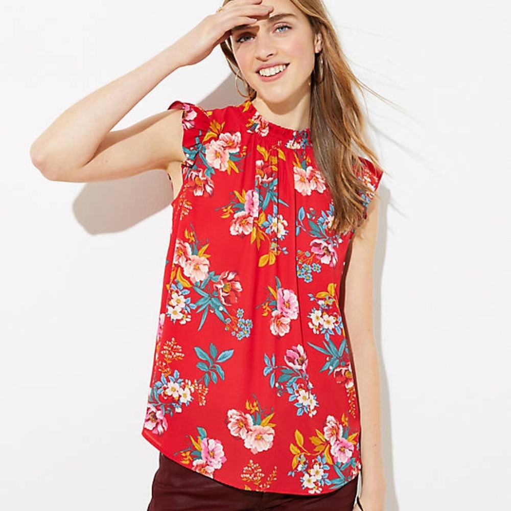 NWT LOFT Petite Floral Smocked Neck‎ Flutter Sleeve Top